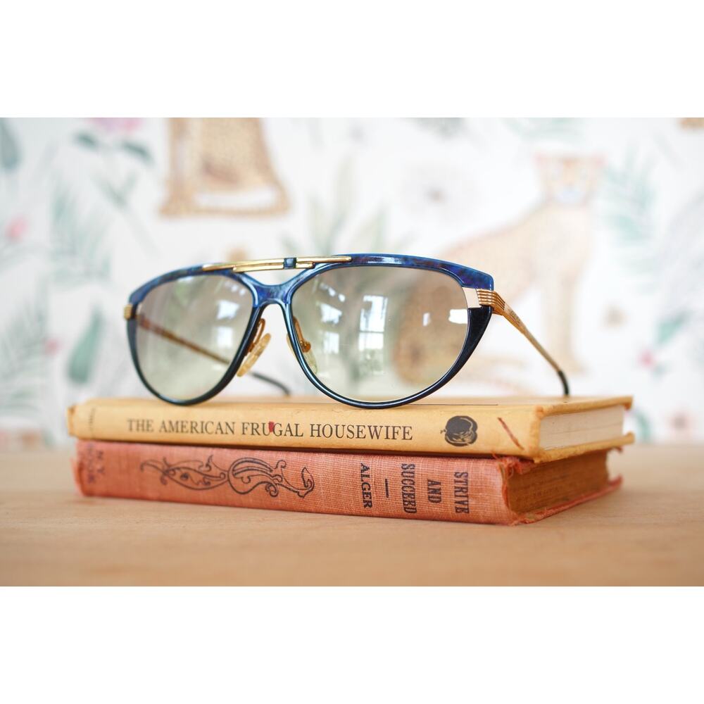 1990s Vintage Sunglasses Avus Germany Hip-hop Street Retro Festival Beachy NOS